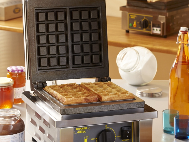 Roller grill Waffle maker | WCCC